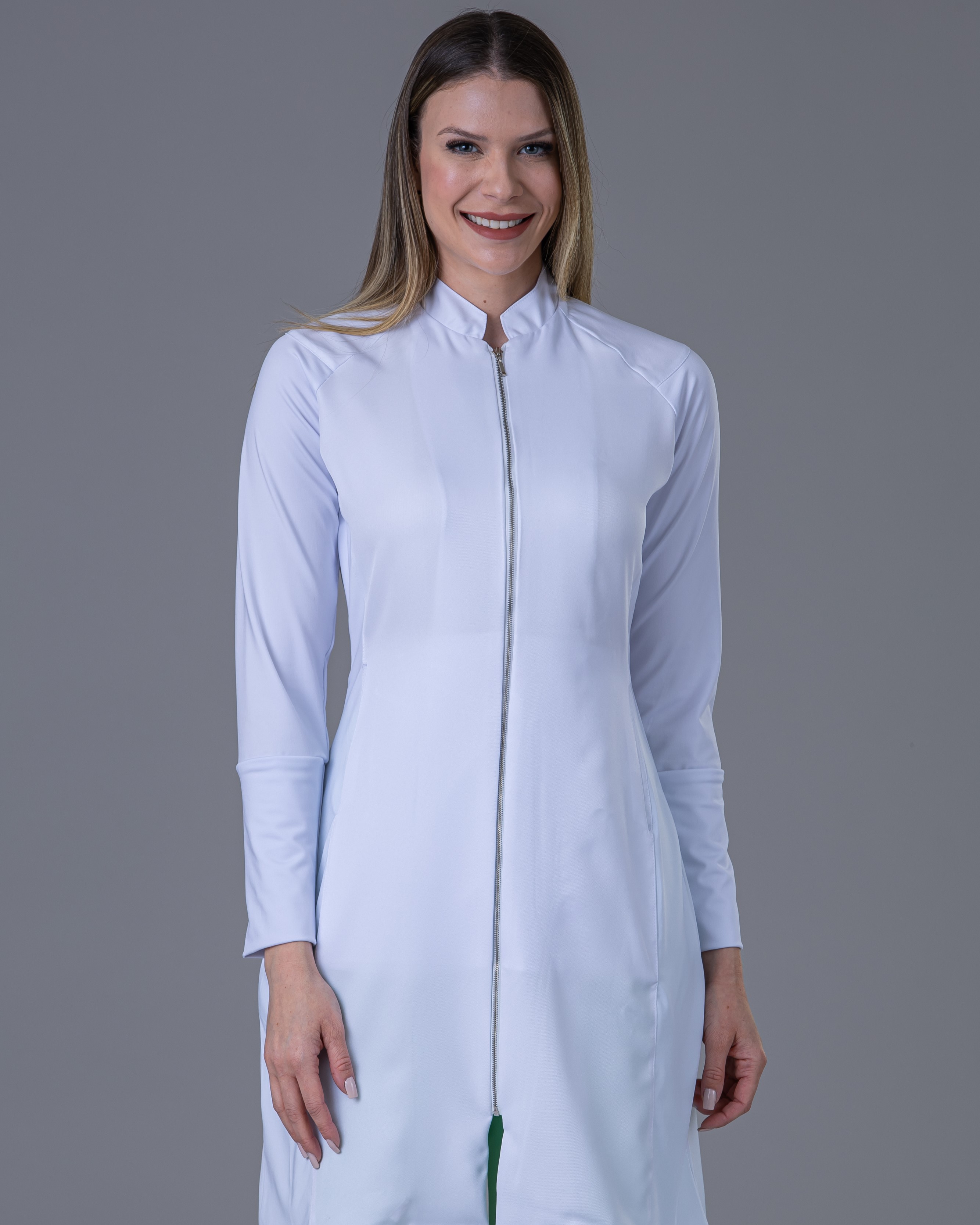 Jaleco Feminino Gola Padre - LAB+ Science